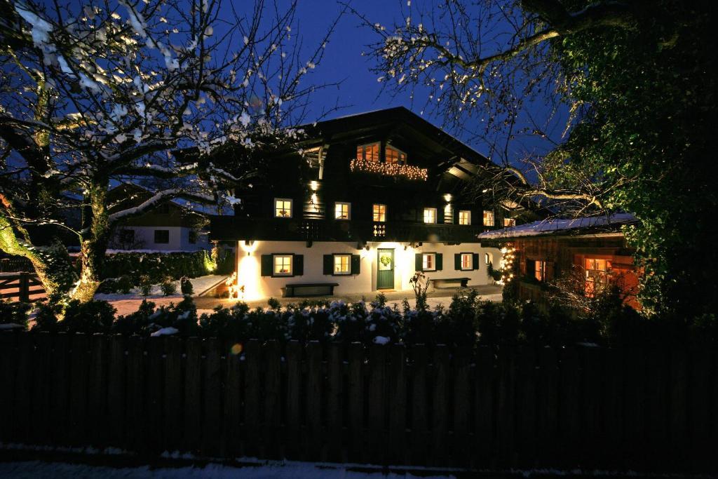 Ferienwohnung Weberhaus - Adults Only Kitzbühel Exterior foto