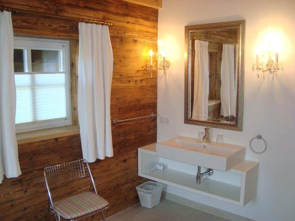 Ferienwohnung Weberhaus - Adults Only Kitzbühel Zimmer foto