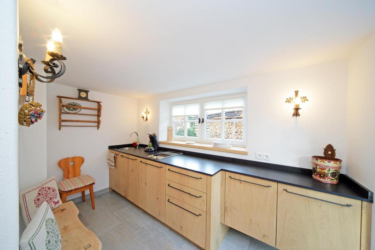 Ferienwohnung Weberhaus - Adults Only Kitzbühel Zimmer foto